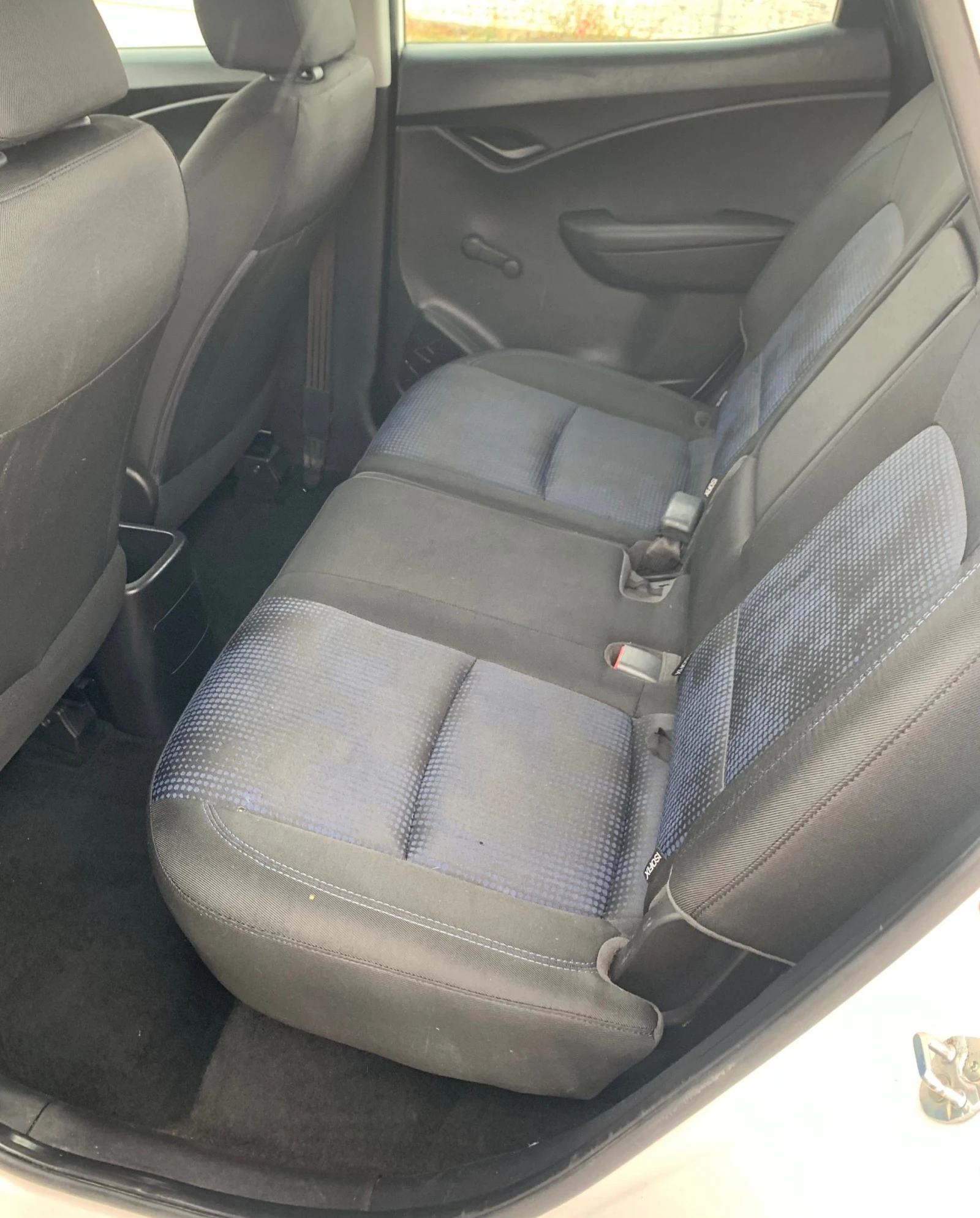 Hyundai Ix20 1.4CRD Euro 5A | Mobile.bg   13