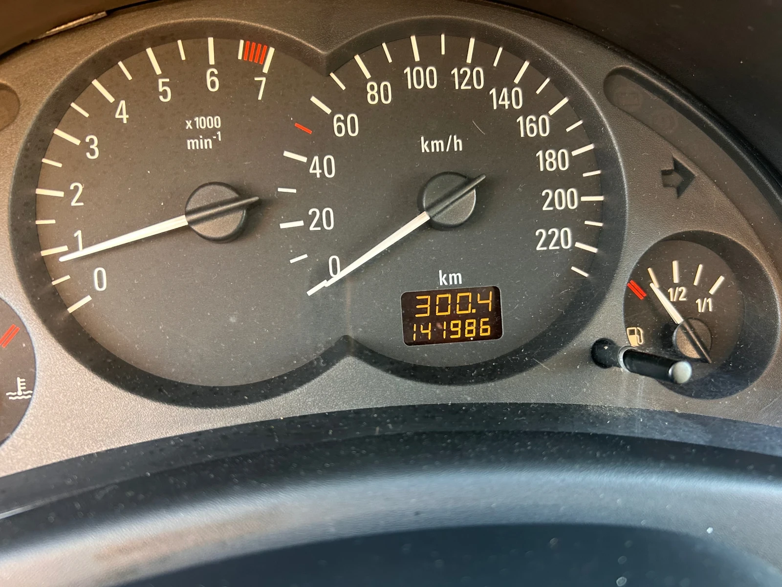 Opel Corsa  - изображение 9