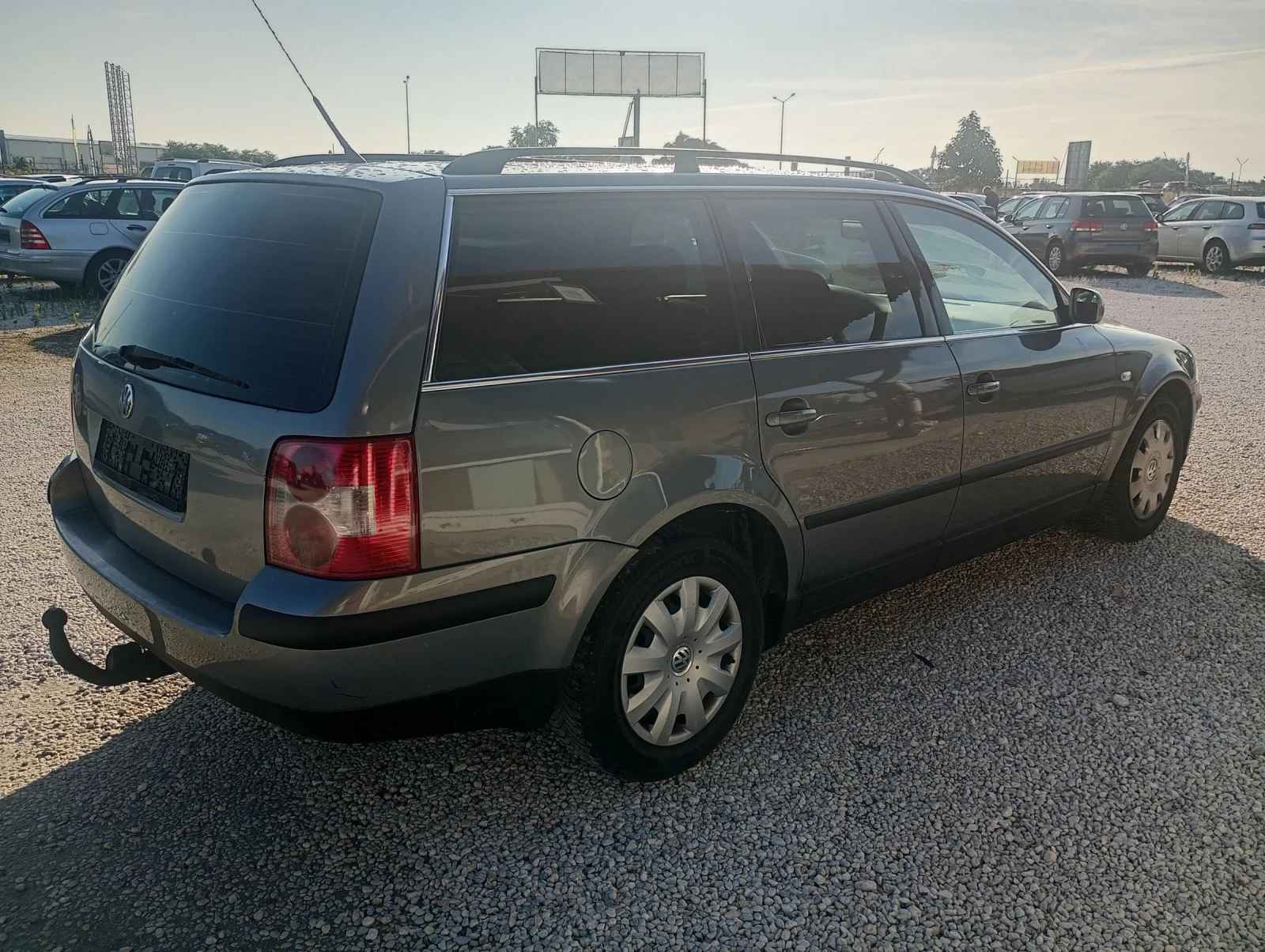 VW Passat 1.9 TDI, 101 к.с.Топ състояние - изображение 7