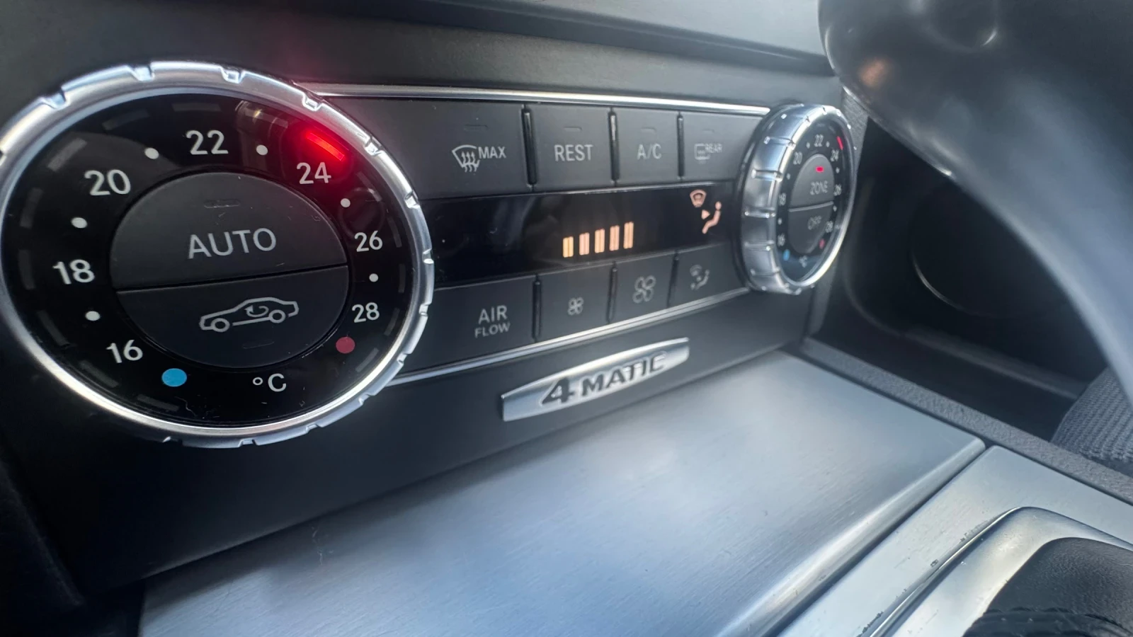 Mercedes-Benz C 300 4MATIC, FACELIFT, 231HP, FULL, TOP | Mobile.bg � ����������� 16