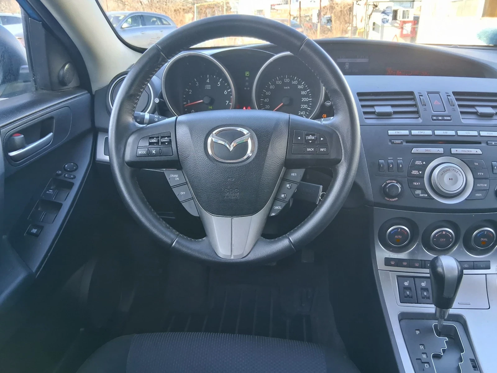 Mazda 3 2.0 СПОРТ Автоматик - изображение 8