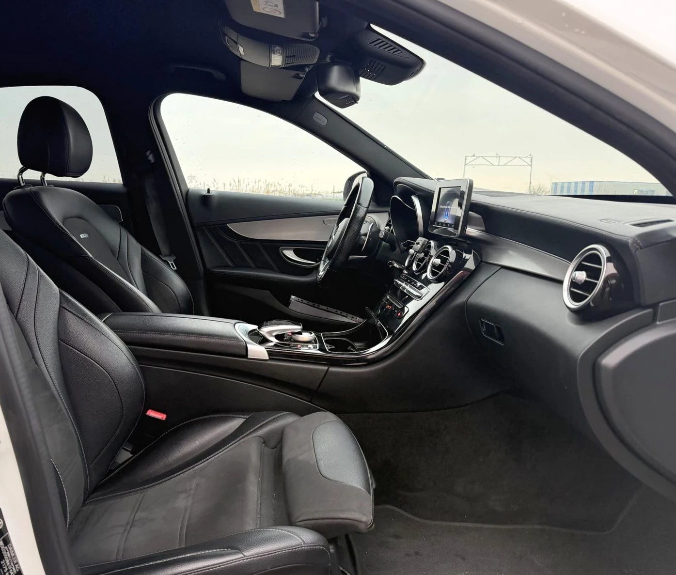 Mercedes-Benz C 63 AMG ��������� ������  | Mobile.bg � ����������� 11