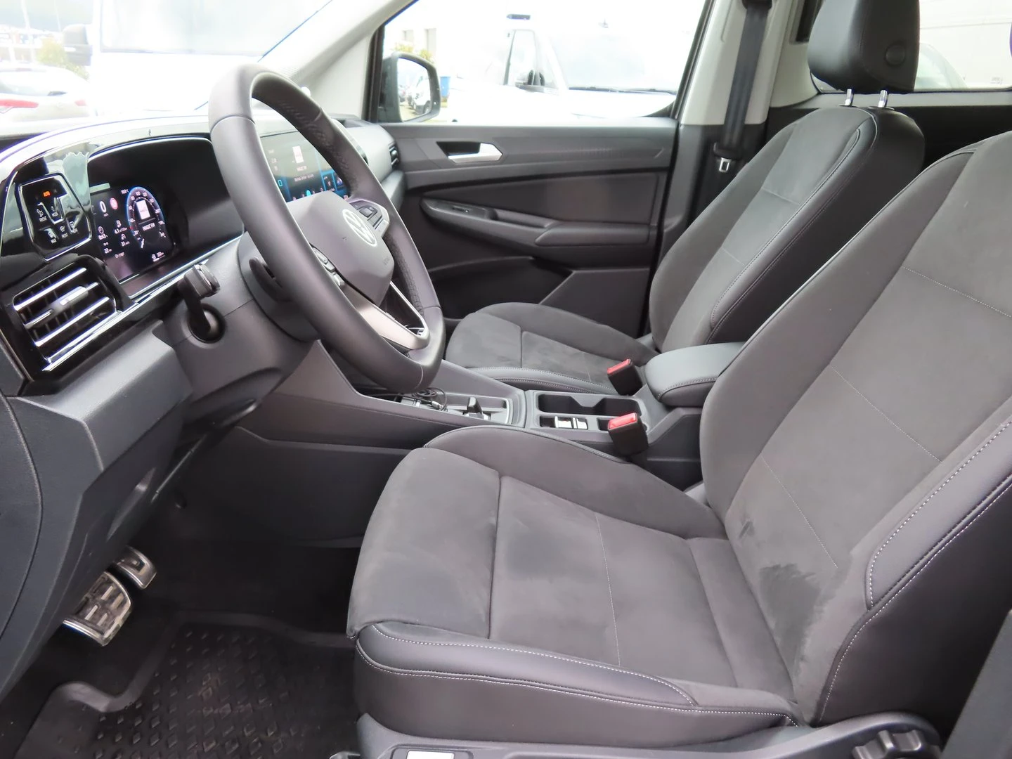 VW Caddy Style TDI 5 ����� | Mobile.bg � ����������� 5