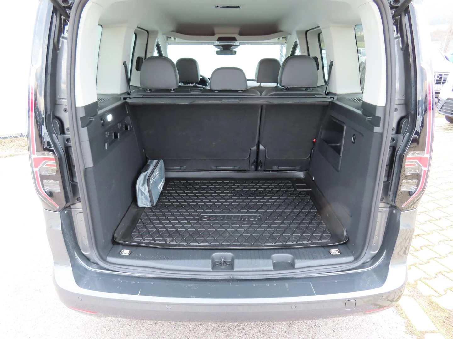 VW Caddy Style TDI 5 ����� | Mobile.bg � ����������� 13