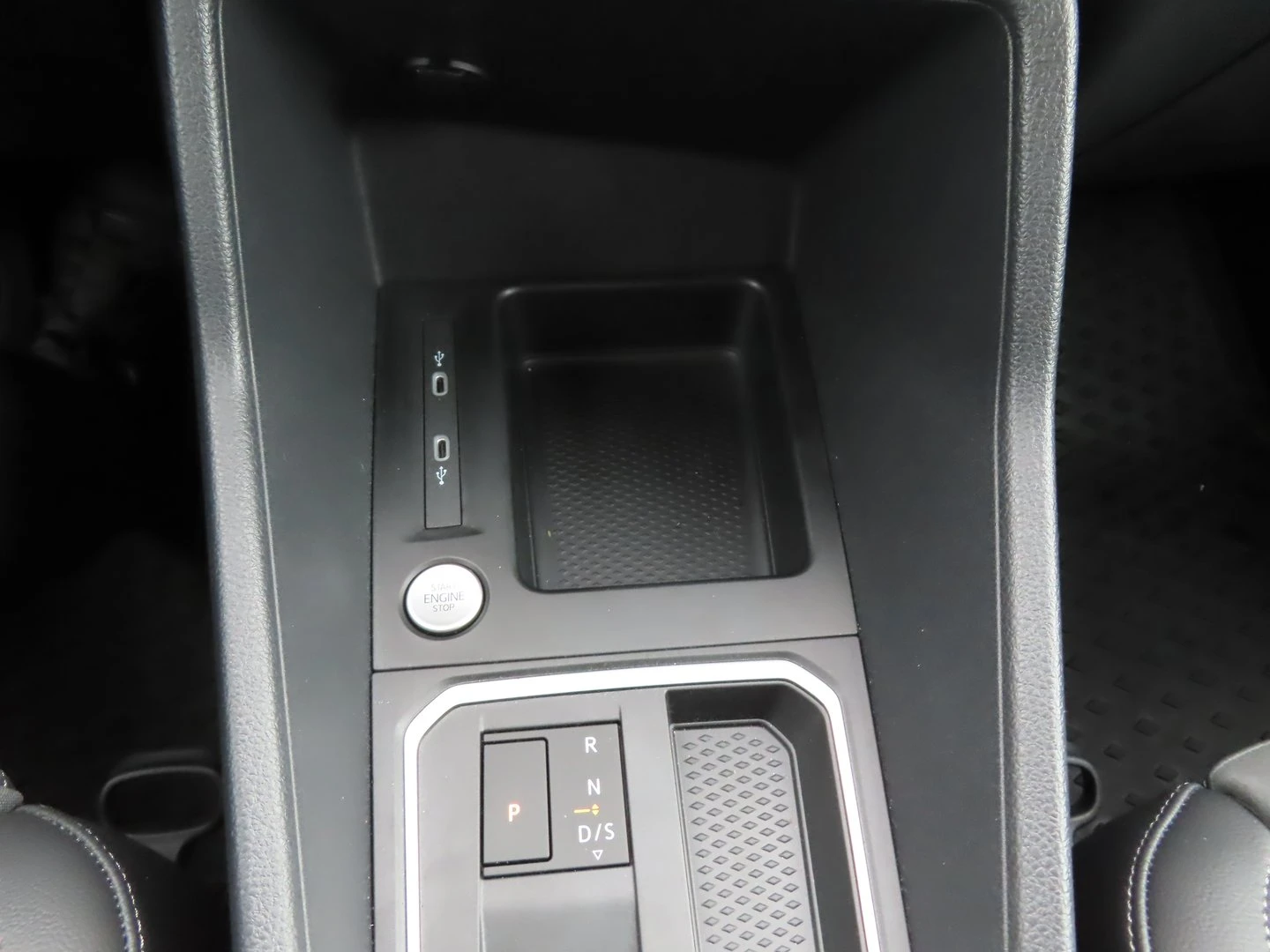 VW Caddy Style TDI 5 ����� | Mobile.bg � ����������� 10