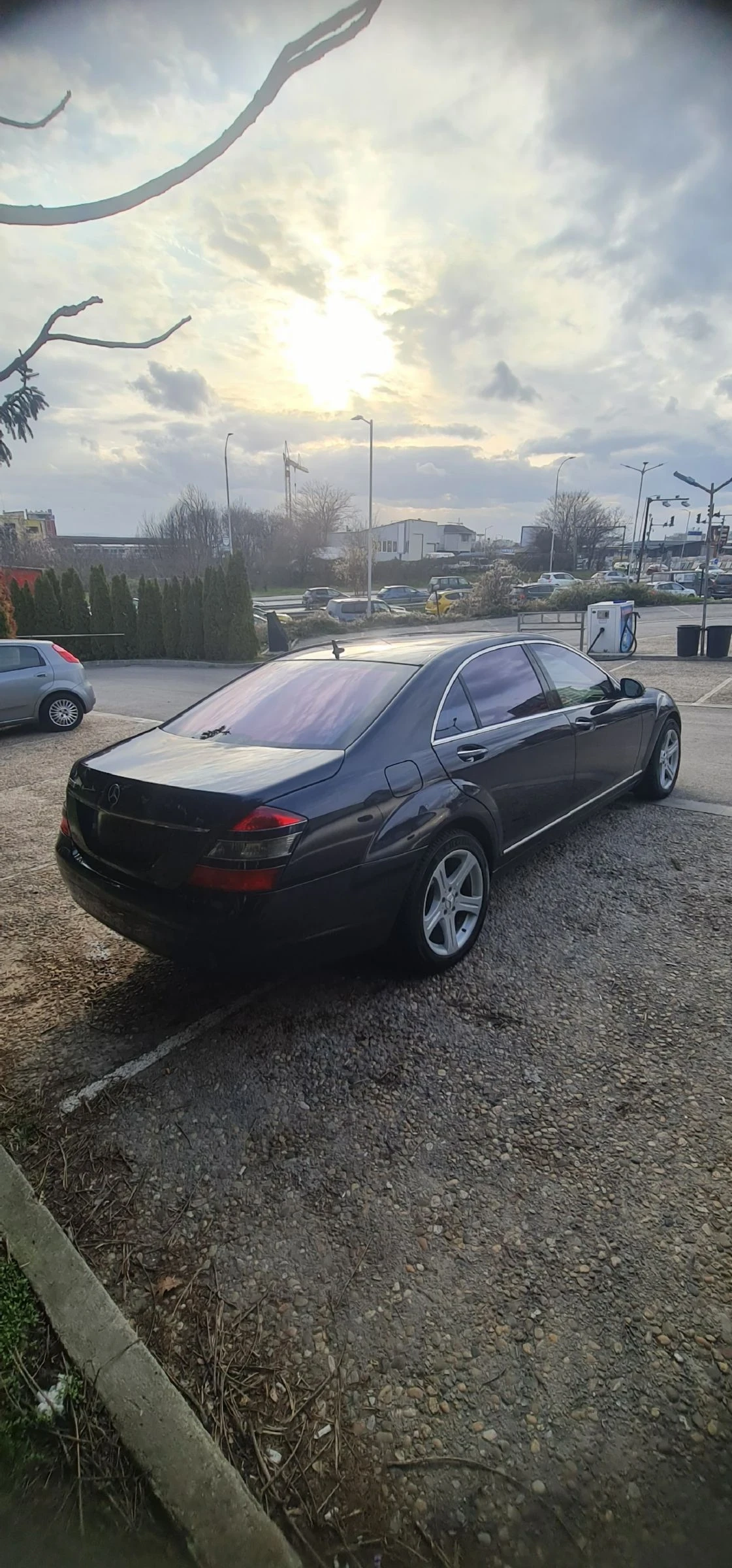 Mercedes-Benz S 500 FULL.DISTRONIC PLUS.LONG.NIGHT VISION, снимка 3 - Автомобили и джипове - 53951792