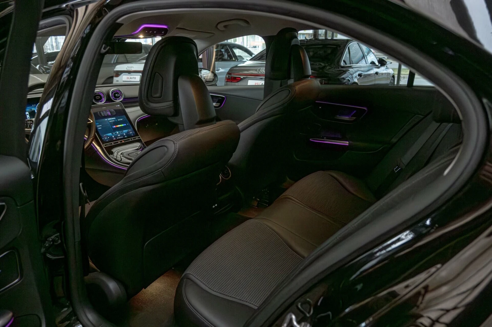 Mercedes-Benz C 300 4Matic/Ambient/Камера/MBUX/Avantgarde, снимка 9 - Автомобили и джипове - 53967211