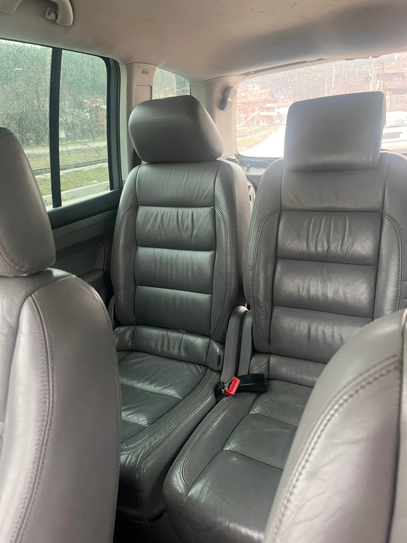 VW Touran, снимка 7 - Автомобили и джипове - 53969957