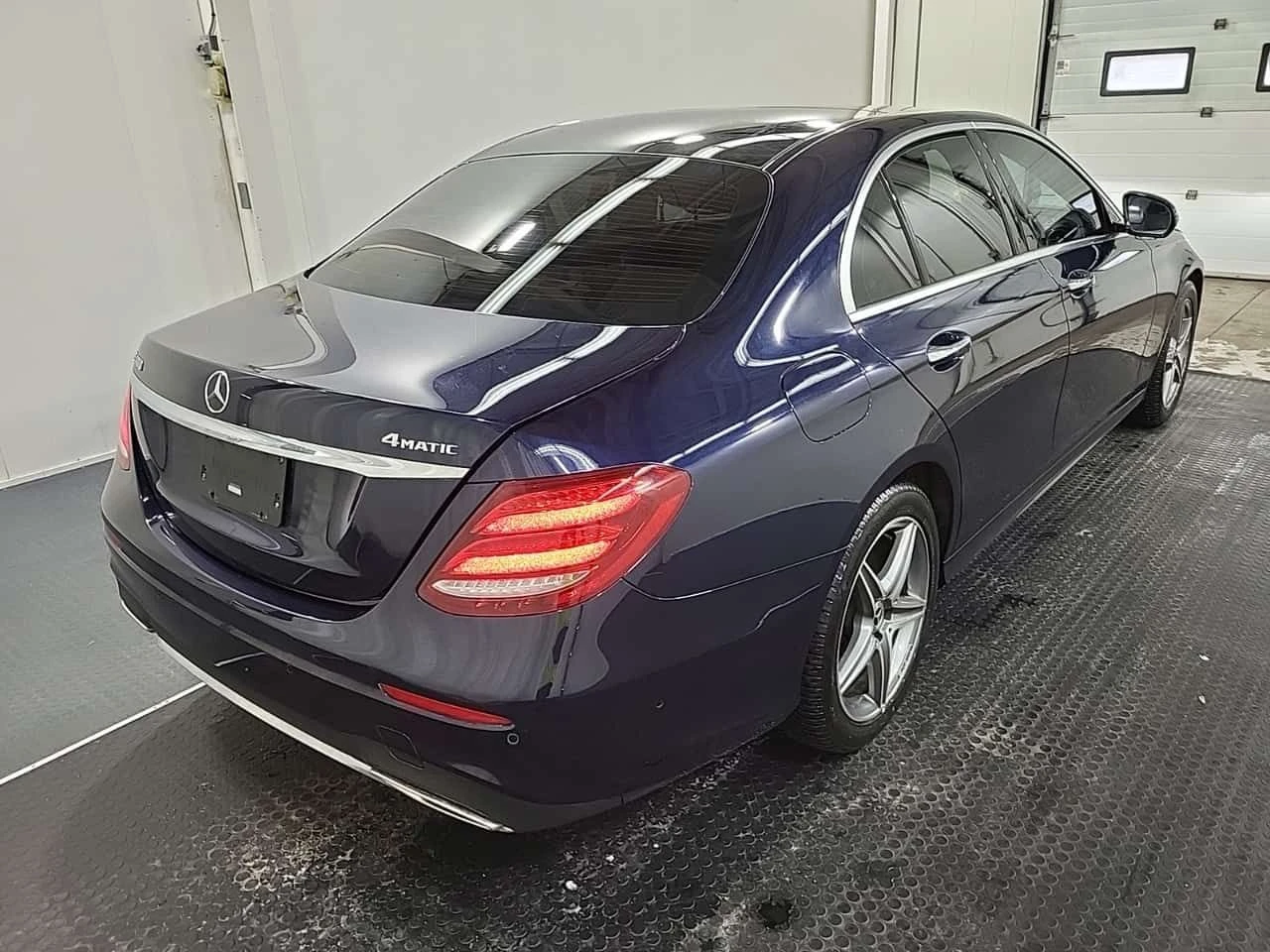 Mercedes-Benz E 400 * CARFAX * ���� �� �� | Mobile.bg � ����������� 3