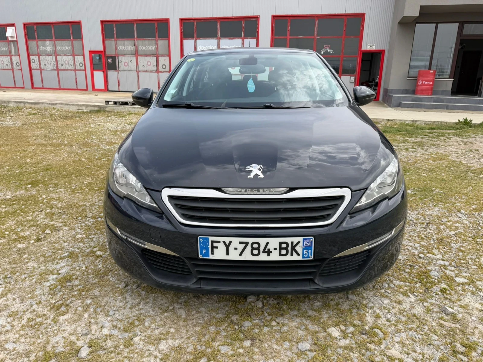 Peugeot 308 1.6 HDI - АВТОМАТИК, снимка 2 - Автомобили и джипове - 54192064