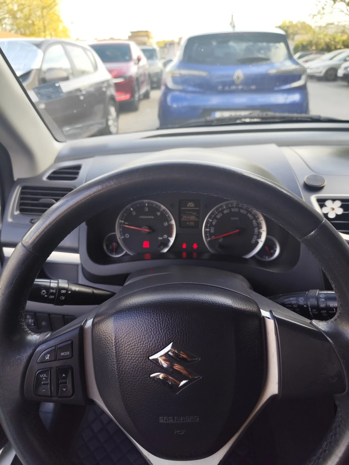 Suzuki Swift 1.3 D, снимка 8 - Автомобили и джипове - 54307556