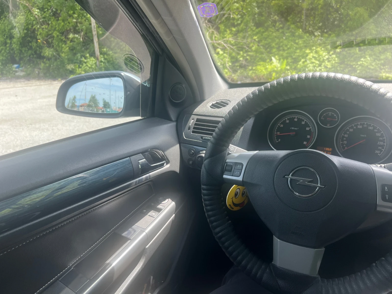Opel Astra 1.6, снимка 8 - Автомобили и джипове - 54606336