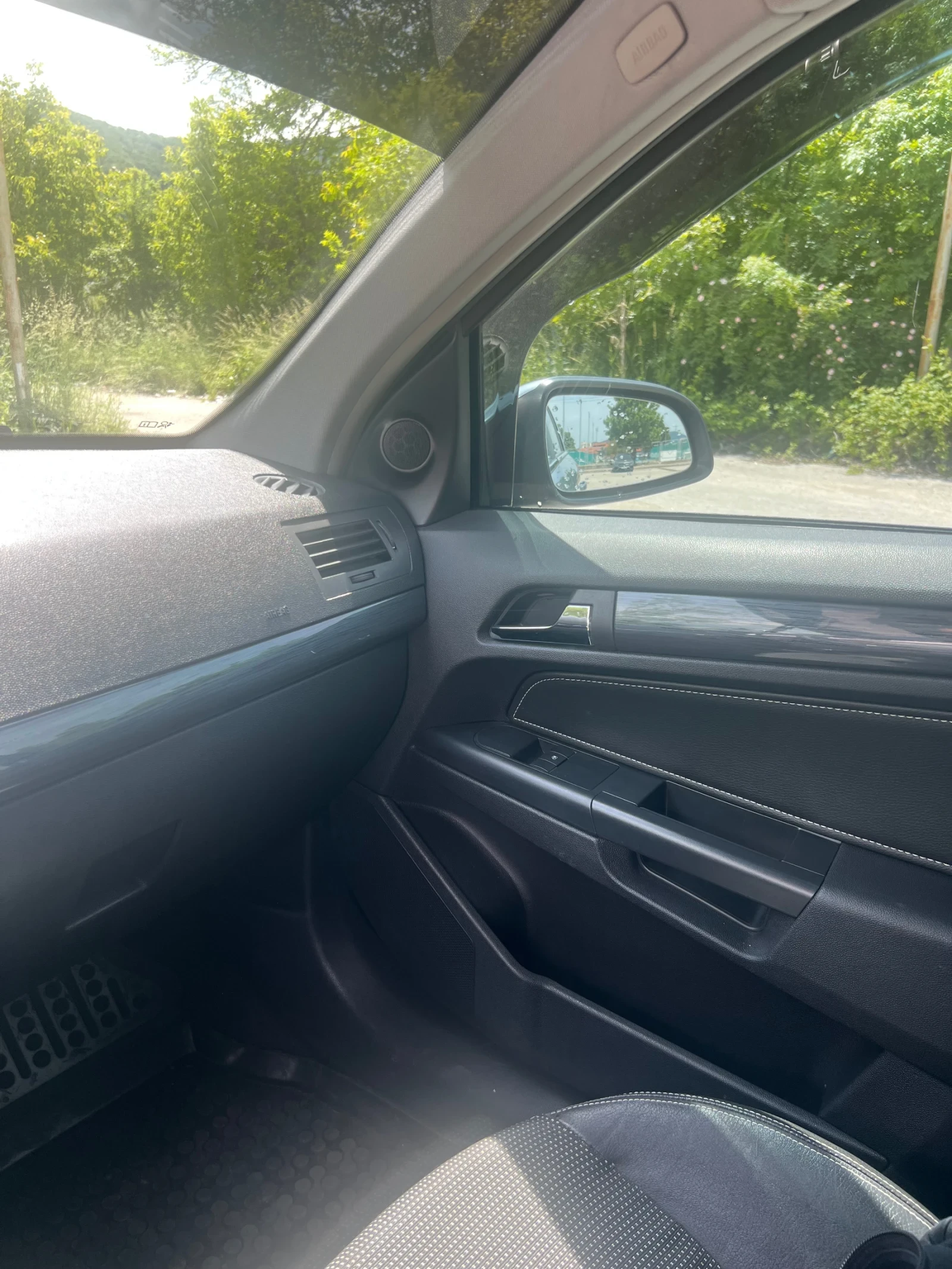 Opel Astra 1.6, снимка 9 - Автомобили и джипове - 54606336