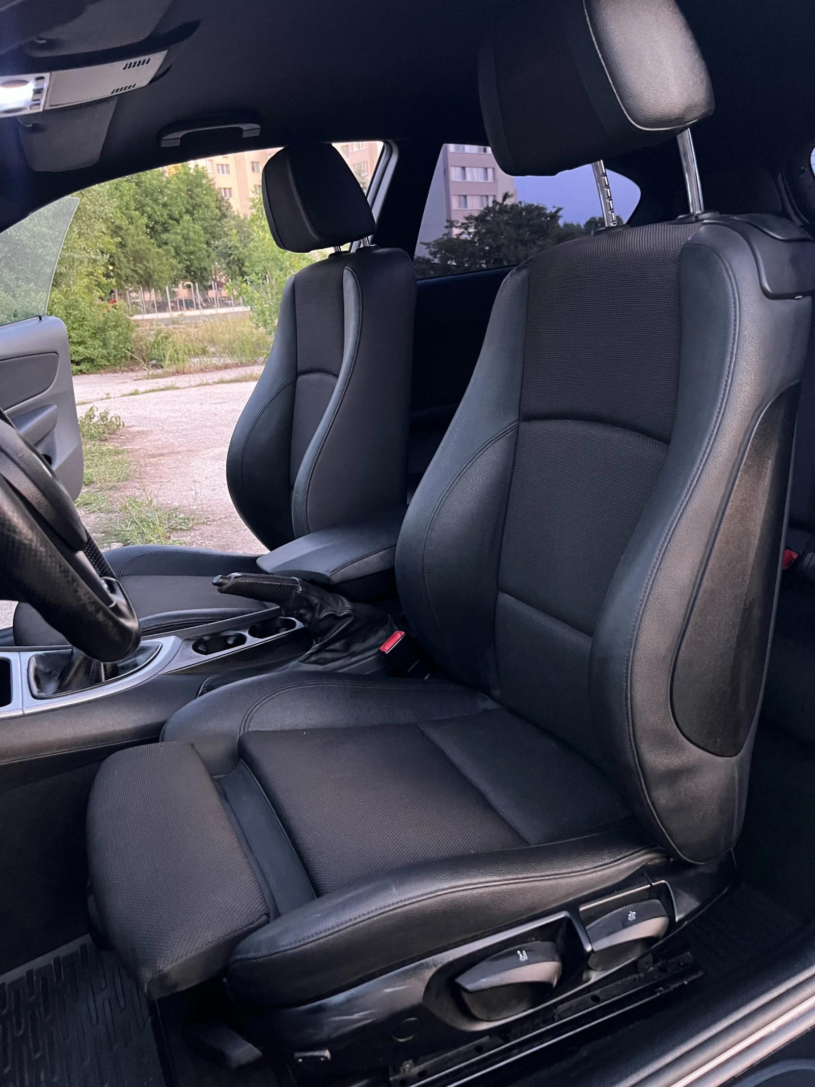 BMW 120 FULL M PACKET , снимка 11 - Автомобили и джипове - 54771448