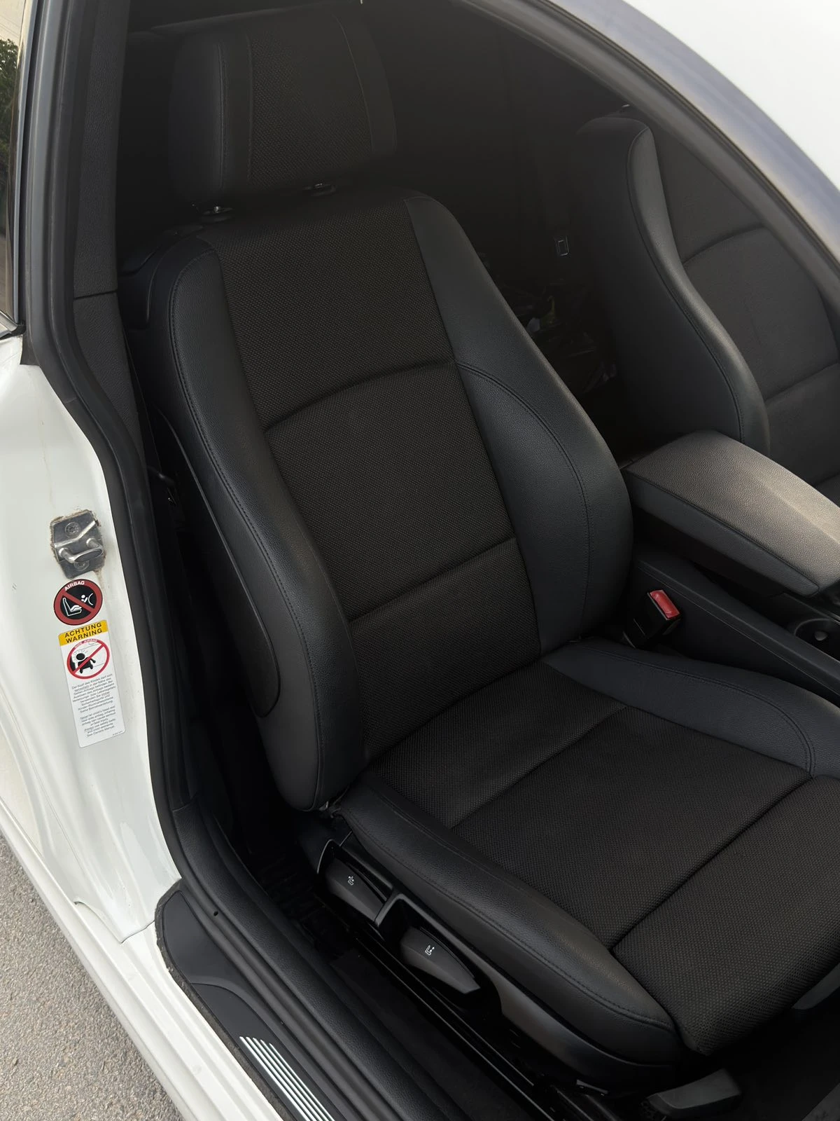 BMW 120 FULL M PACKET , снимка 12 - Автомобили и джипове - 54771448