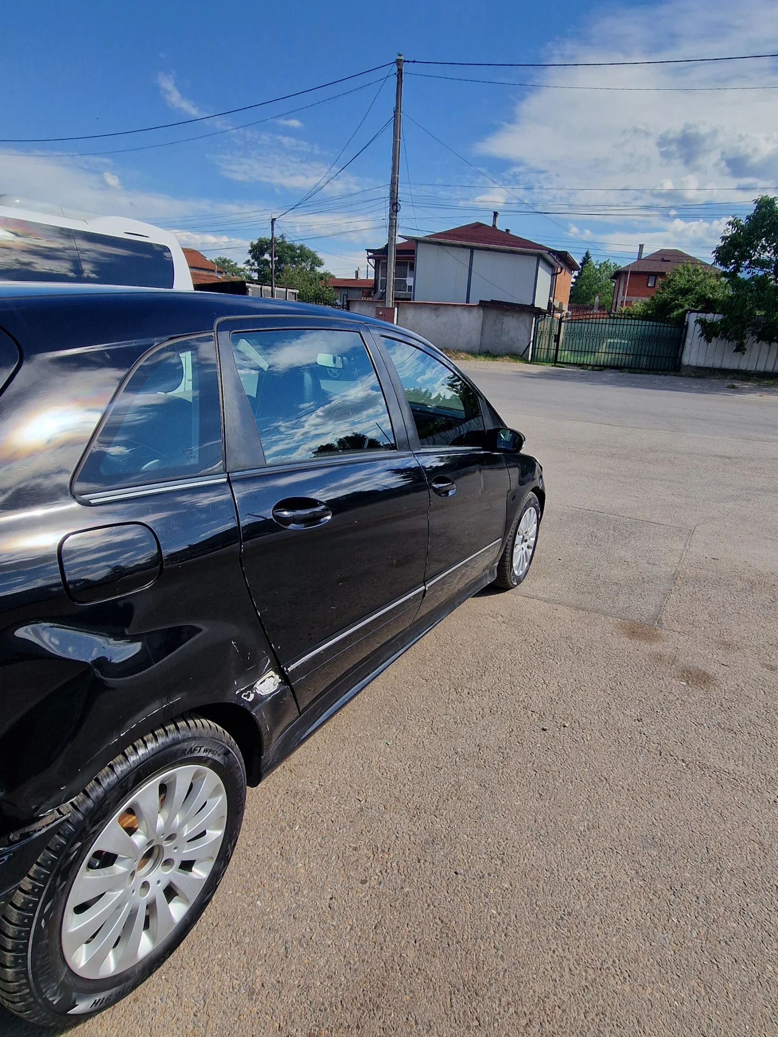 Mercedes-Benz B 180, снимка 3 - Автомобили и джипове - 55227103