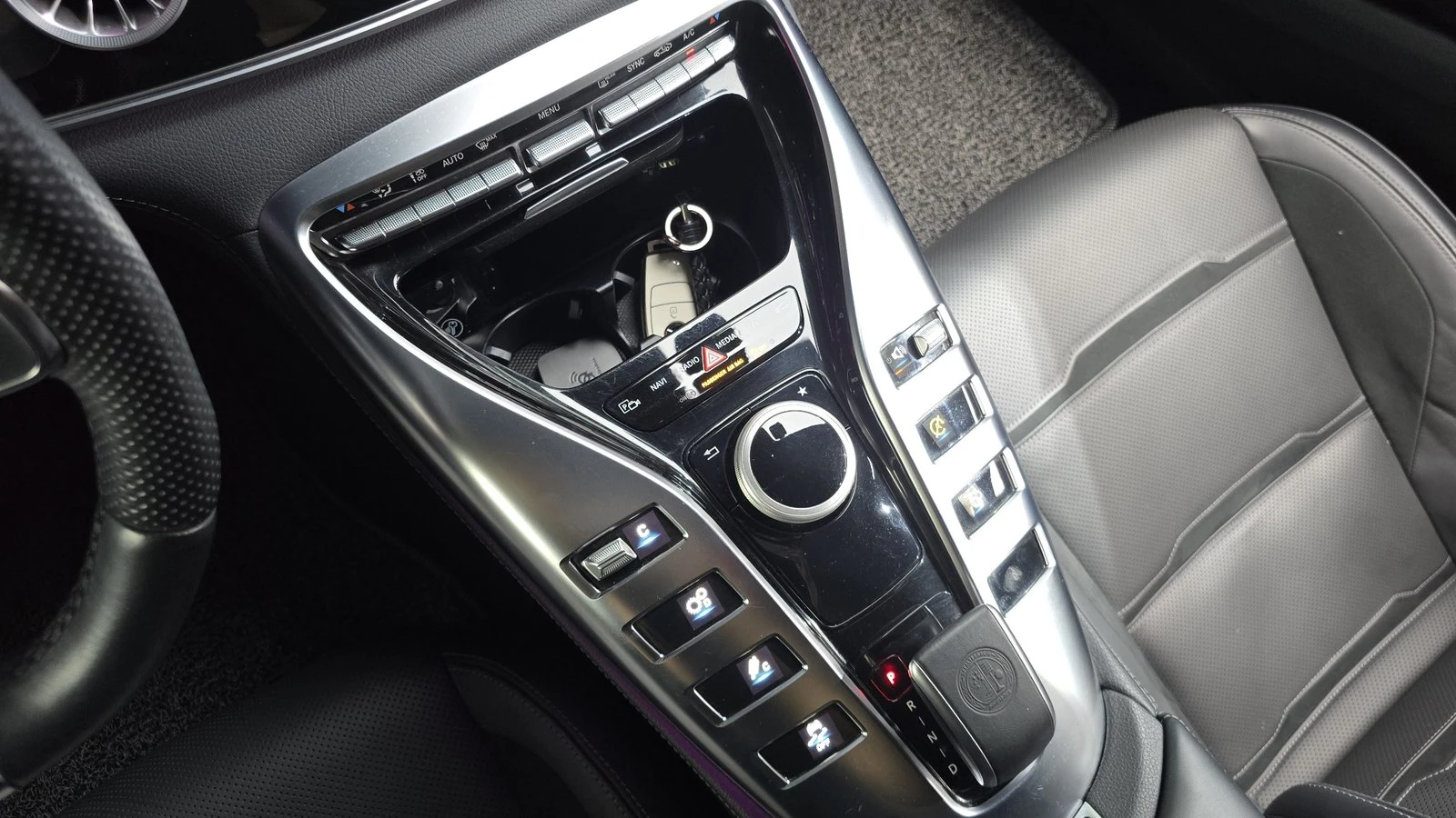Mercedes-Benz AMG GT 43* HUD* 360* ������� �����* ��. ��������* ������  | Mobile.bg � ����������� 9