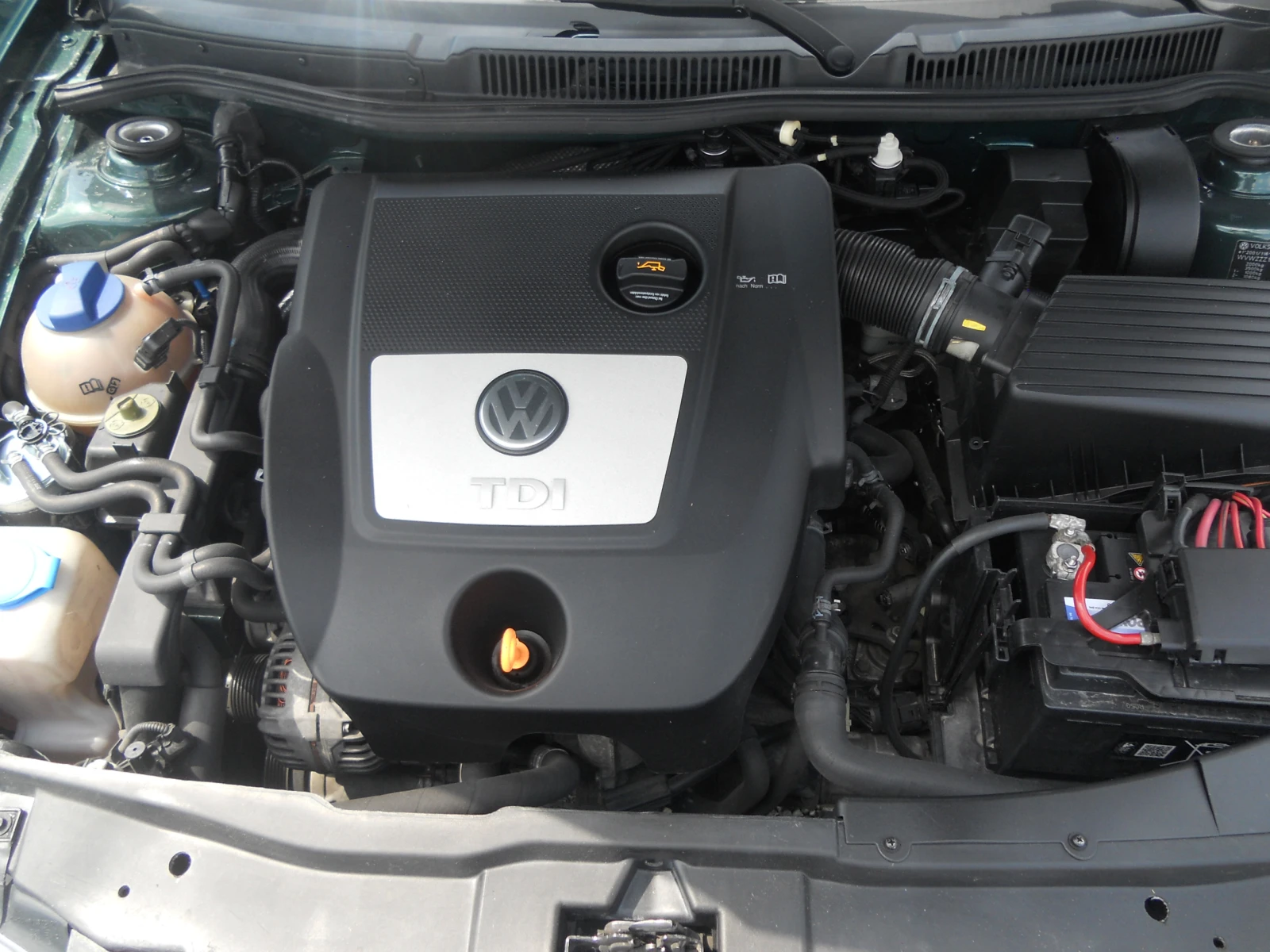 VW Golf 1.9 TDI  4X4 ЛИЗИНГ!!!, снимка 12 - Автомобили и джипове - 55573605
