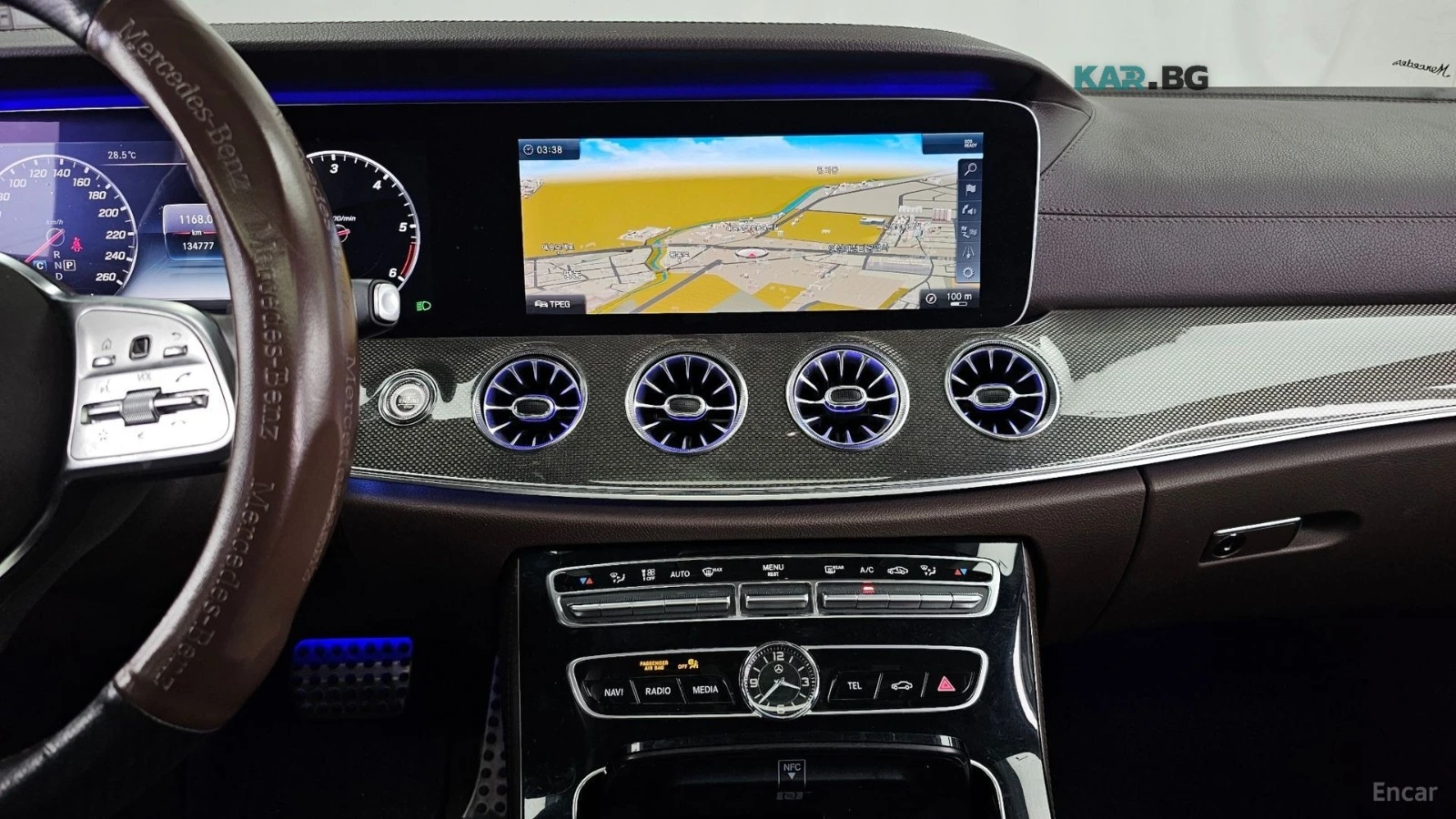 Mercedes-Benz CLS 400 4MATIC AMG* HUD* 360* ECS* ПАНО* НАВИ* ОБДУХВ, снимка 12 - Автомобили и джипове - 56025707