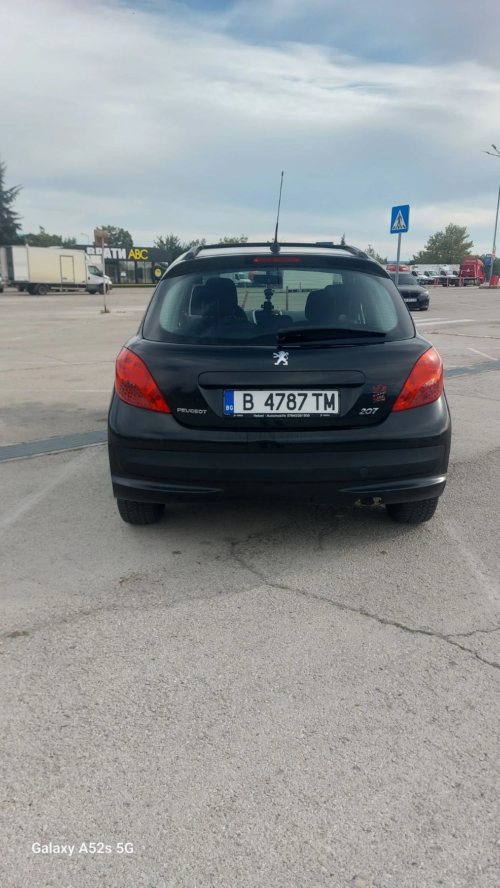 Peugeot 207, снимка 2 - Автомобили и джипове - 56328960
