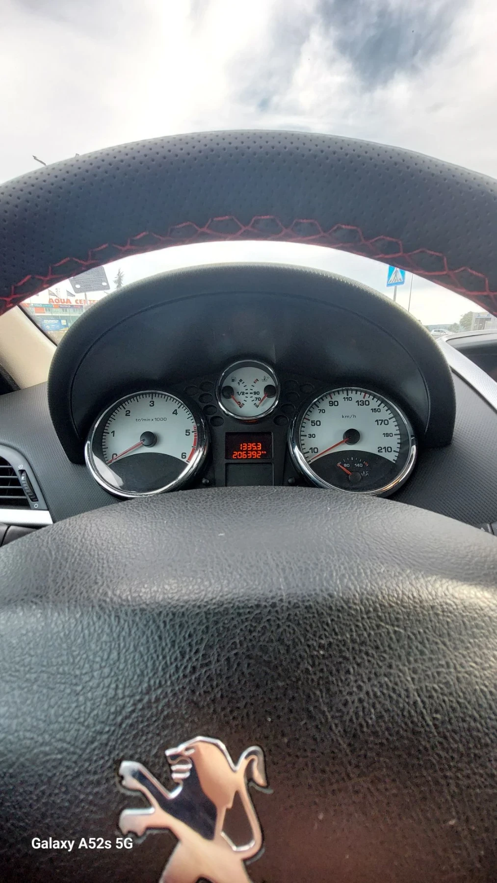 Peugeot 207, снимка 13 - Автомобили и джипове - 56328960