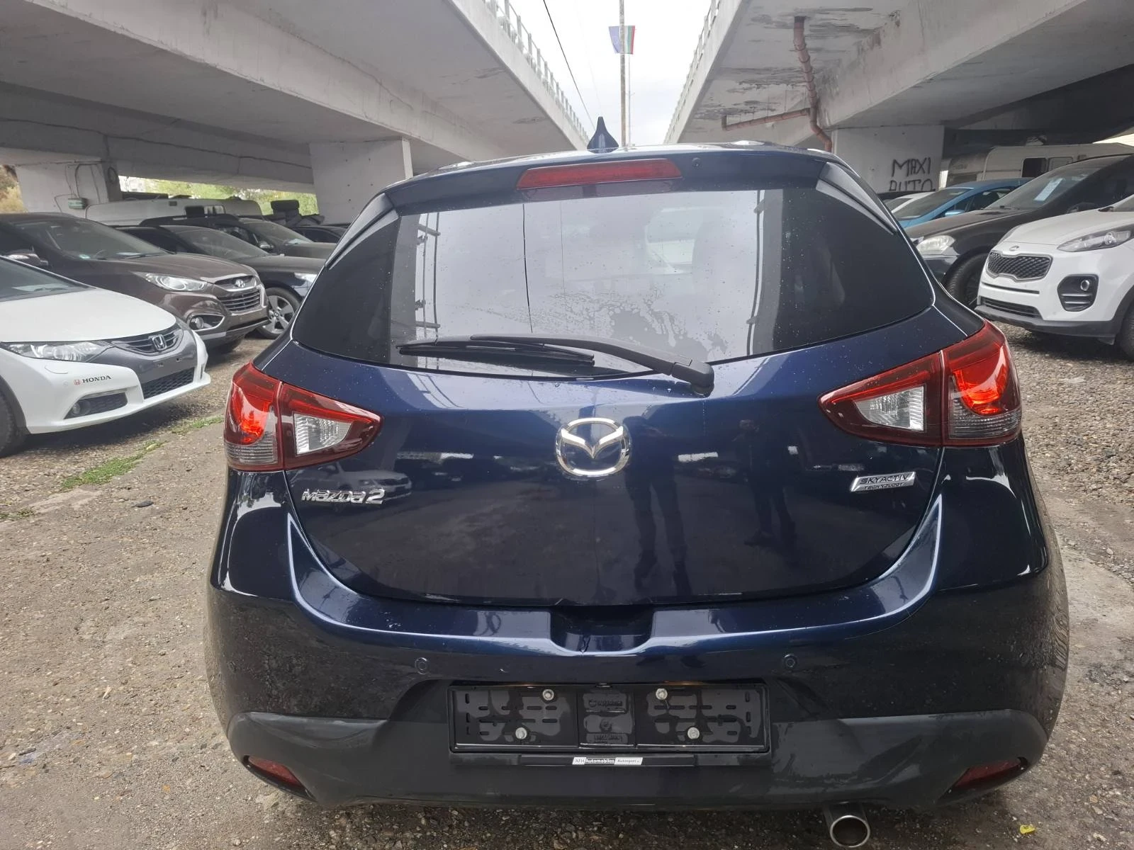 Mazda 2 Skyactiv, снимка 5 - Автомобили и джипове - 56494943
