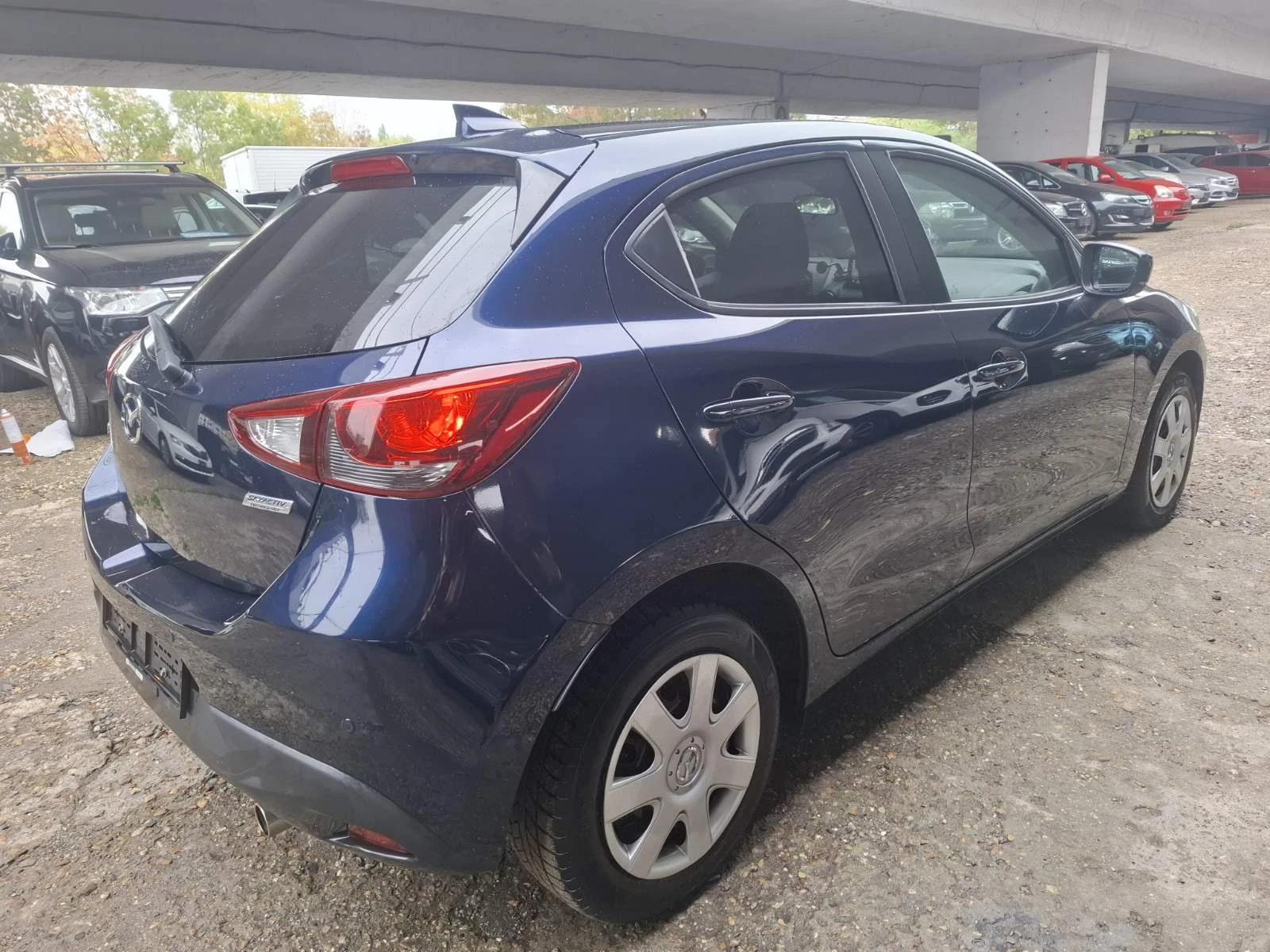 Mazda 2 Skyactiv, снимка 4 - Автомобили и джипове - 56494943