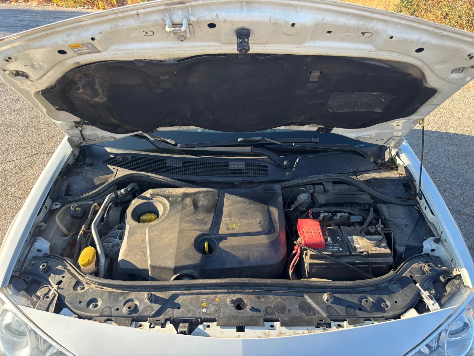 Renault Megane 1.5 dCi, снимка 7 - Автомобили и джипове - 56640548