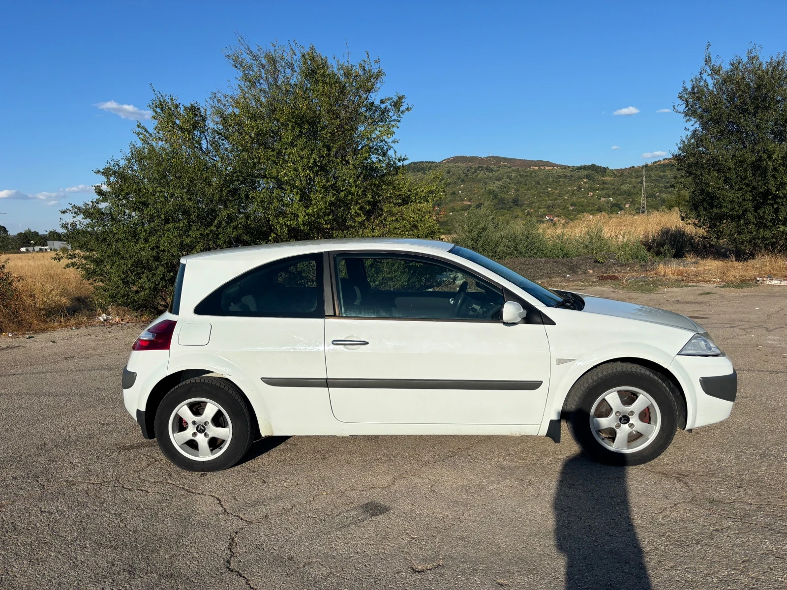 Renault Megane 1.5 dCi, снимка 3 - Автомобили и джипове - 56640548
