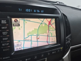Toyota Land cruiser 5.7 V8 * * 7 МЕСТЕН * * CARFAX * * АВТО КРЕДИТ * *, снимка 10