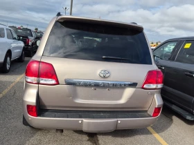 Toyota Land cruiser 5.7 V8 * * 7 МЕСТЕН * * CARFAX * * АВТО КРЕДИТ * *, снимка 5