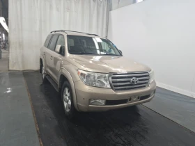 Toyota Land cruiser 5.7 V8 * * 7 МЕСТЕН * * CARFAX * * АВТО КРЕДИТ * *, снимка 3