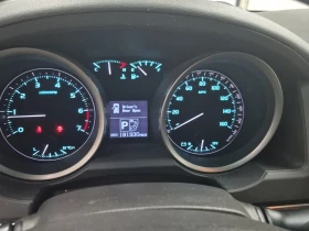 Toyota Land cruiser 5.7 V8 * * 7 МЕСТЕН * * CARFAX * * АВТО КРЕДИТ * *, снимка 9