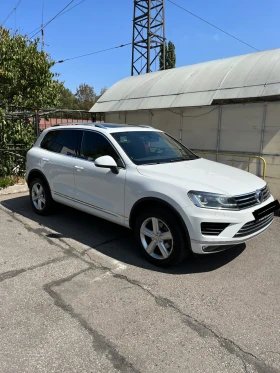 VW Touareg 3.0 TDI V6 R-line 262HP, снимка 2