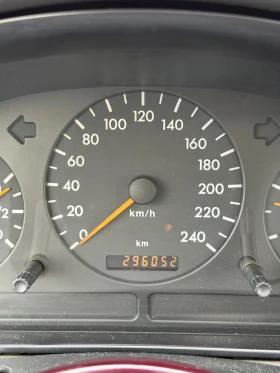 Mercedes-Benz ML 270 - 3000 € / 5867.49 лв. - 99792728 12