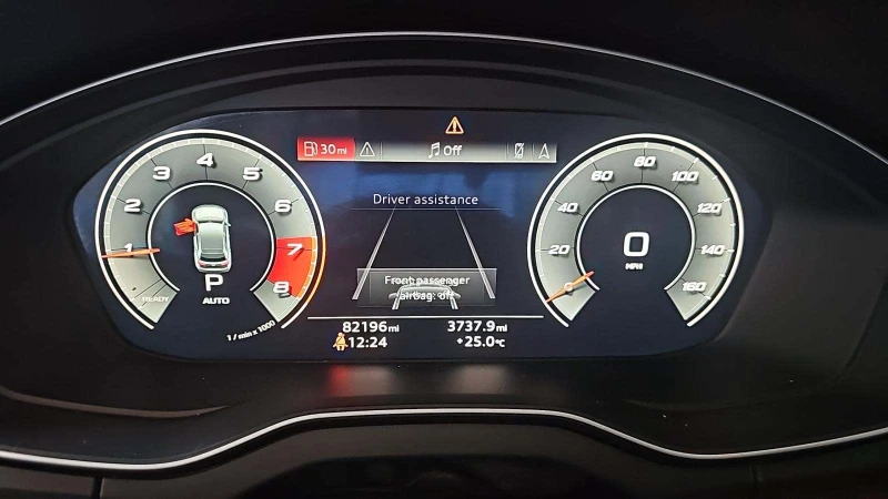 Audi Q5 2.0T* MATRIX* 360КАМЕРА* LANE* ASSIST* , снимка 10 - Автомобили и джипове - 52835717