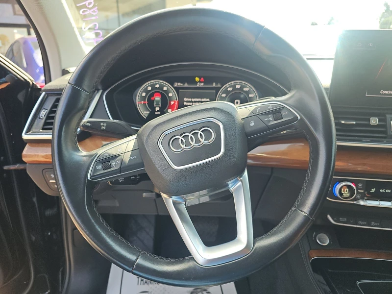 Audi Q5 2.0T* MATRIX* 360КАМЕРА* LANE* ASSIST* , снимка 9 - Автомобили и джипове - 52835717