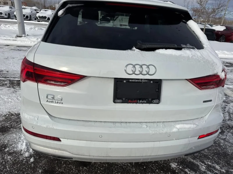 Audi Q3 * Komfort * CARFAX * БЕЗ ПЪРВОНАЧАЛНА ВНОСКА, снимка 4 - Автомобили и джипове - 53102548