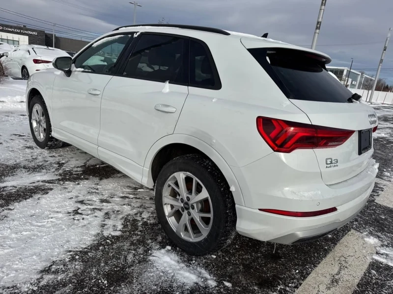 Audi Q3 * Komfort * CARFAX * БЕЗ ПЪРВОНАЧАЛНА ВНОСКА, снимка 2 - Автомобили и джипове - 53102548