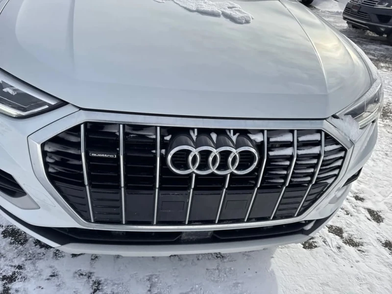 Audi Q3 * Komfort * CARFAX * БЕЗ ПЪРВОНАЧАЛНА ВНОСКА, снимка 6 - Автомобили и джипове - 53102548