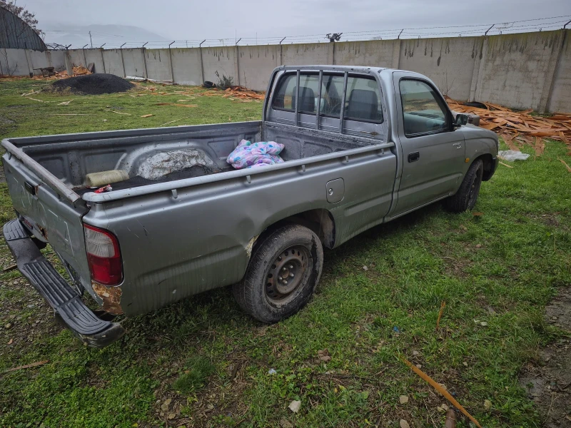 Toyota Hilux, снимка 6 - Автомобили и джипове - 53270480
