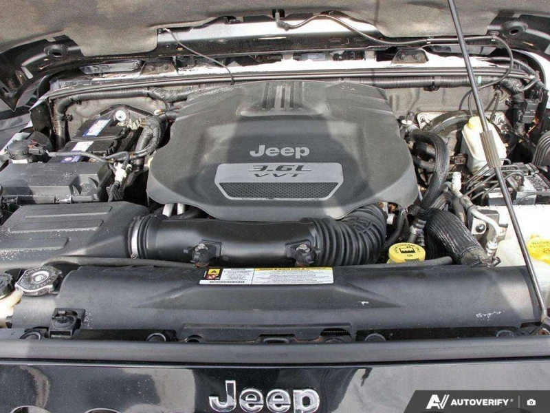 Jeep Wrangler * Sahara * CARFAX * ЦЕНА ДО БГ, снимка 8 - Автомобили и джипове - 53335977