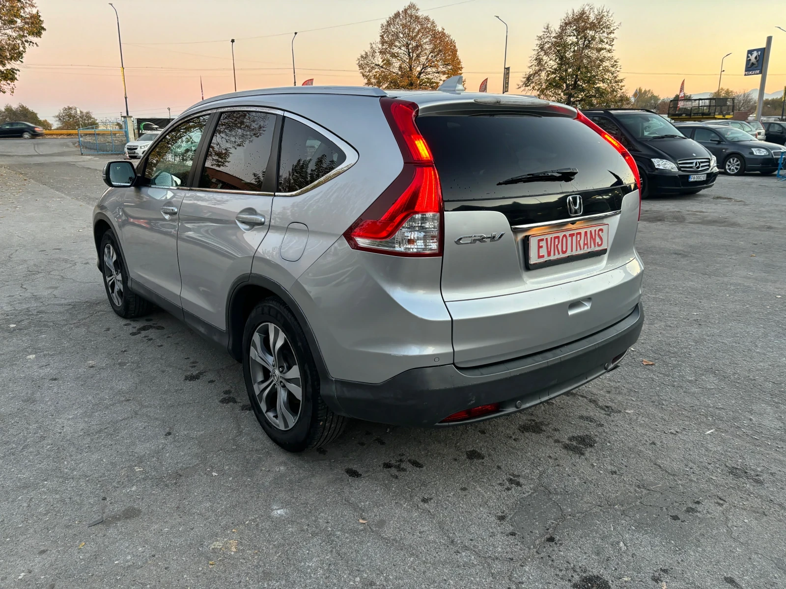 Honda Cr-v 2, 2 DTEC / 150 k.c. 4x4  /Navi /Камера + PDC  - изображение 6