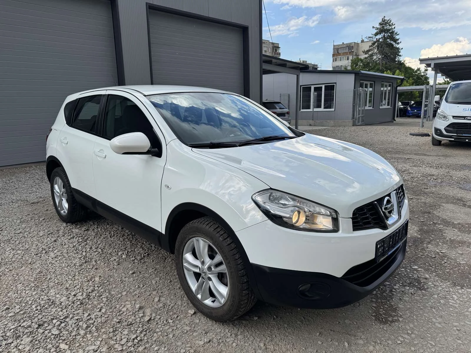 Nissan Qashqai 1.6DIESEL* FACE* TOP* EVRO5 - изображение 2