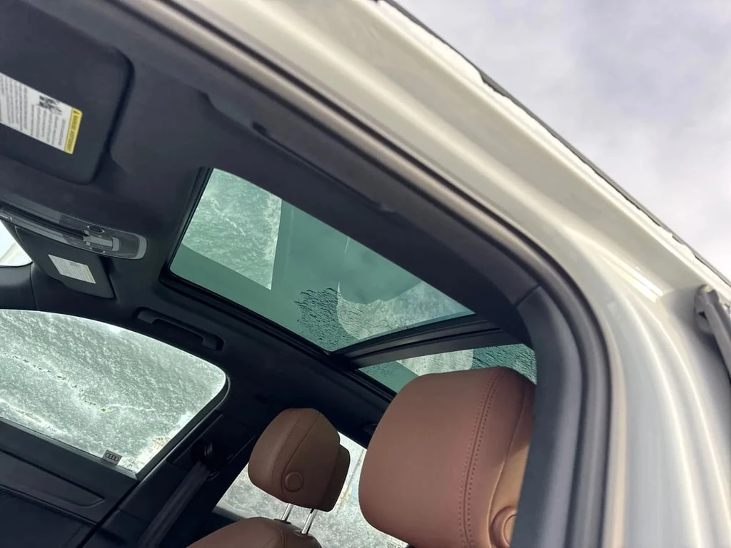 Audi Q3 * Komfort * CARFAX * ��� ������������ ������ | Mobile.bg � ����������� 13