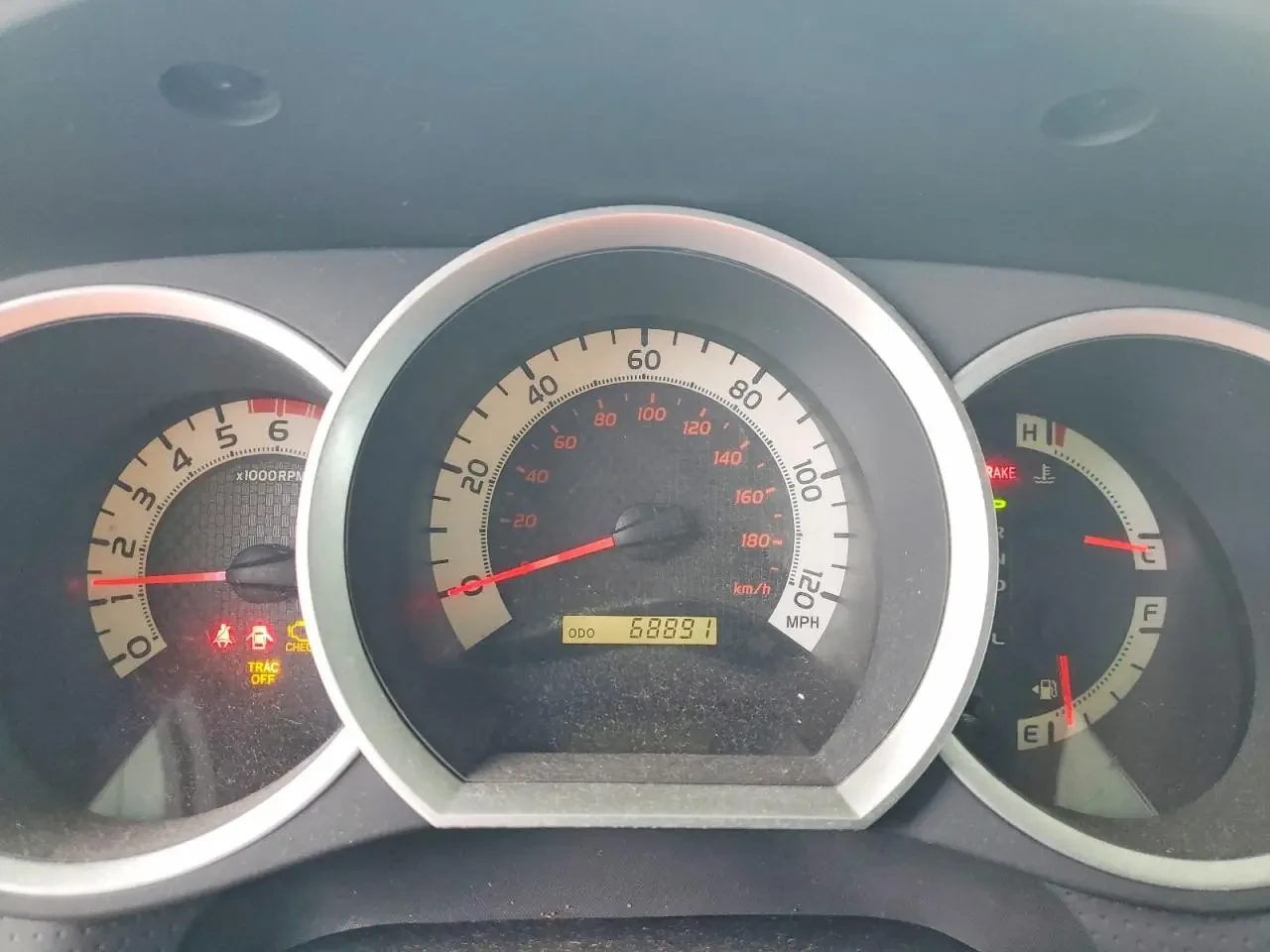 Toyota Tacoma TRD OFF ROAD, снимка 10 - Автомобили и джипове - 54251418