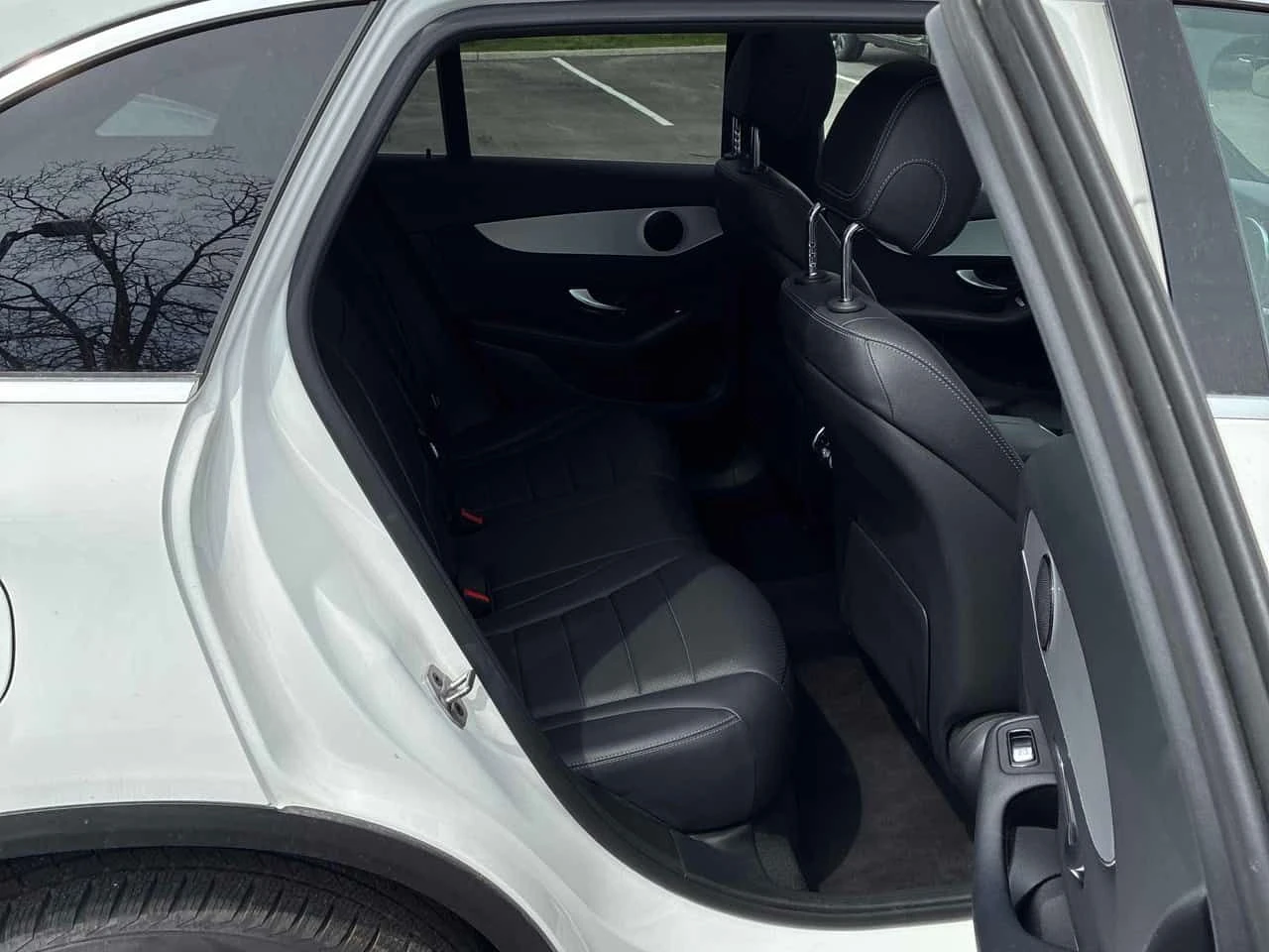 Mercedes-Benz GLC 300 4MATIC/360 КАМЕРИ/ПАНОРАМА/ПОДГРЕВИ, снимка 13 - Автомобили и джипове - 54430954