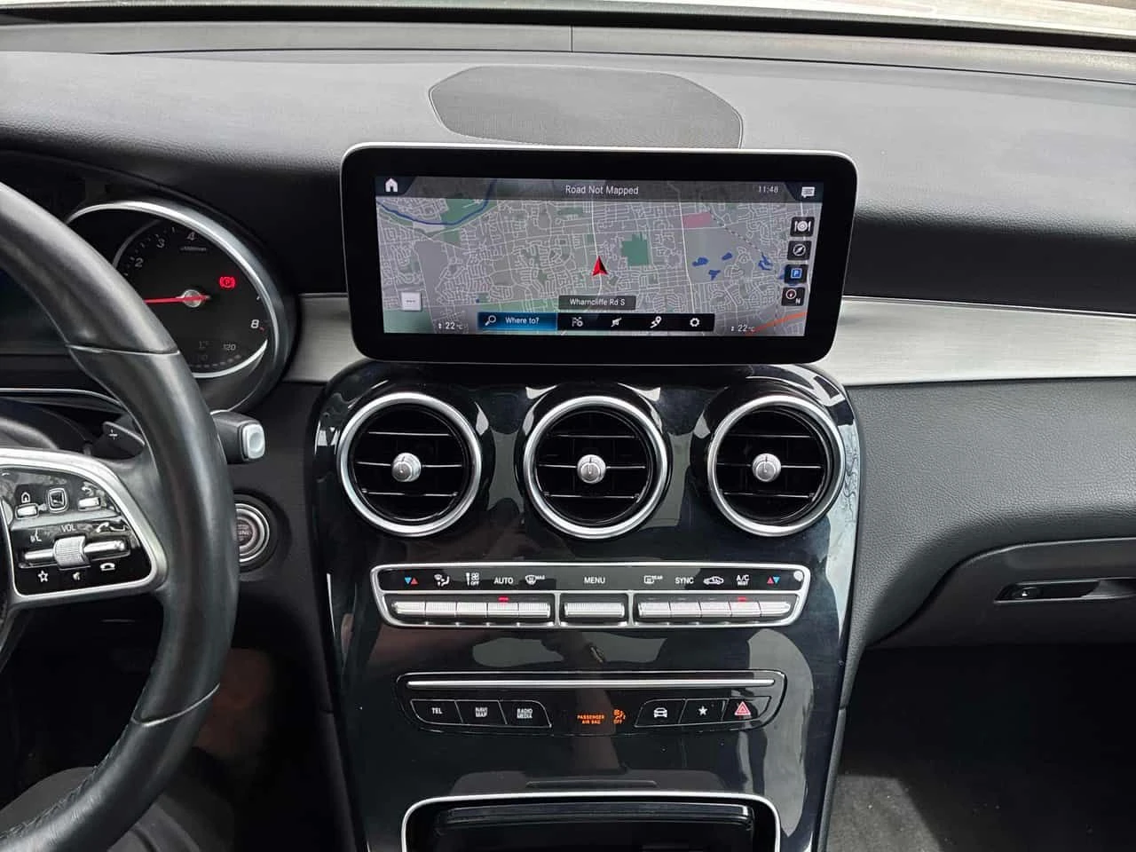 Mercedes-Benz GLC 300 4MATIC/360 КАМЕРИ/ПАНОРАМА/ПОДГРЕВИ, снимка 10 - Автомобили и джипове - 54430954