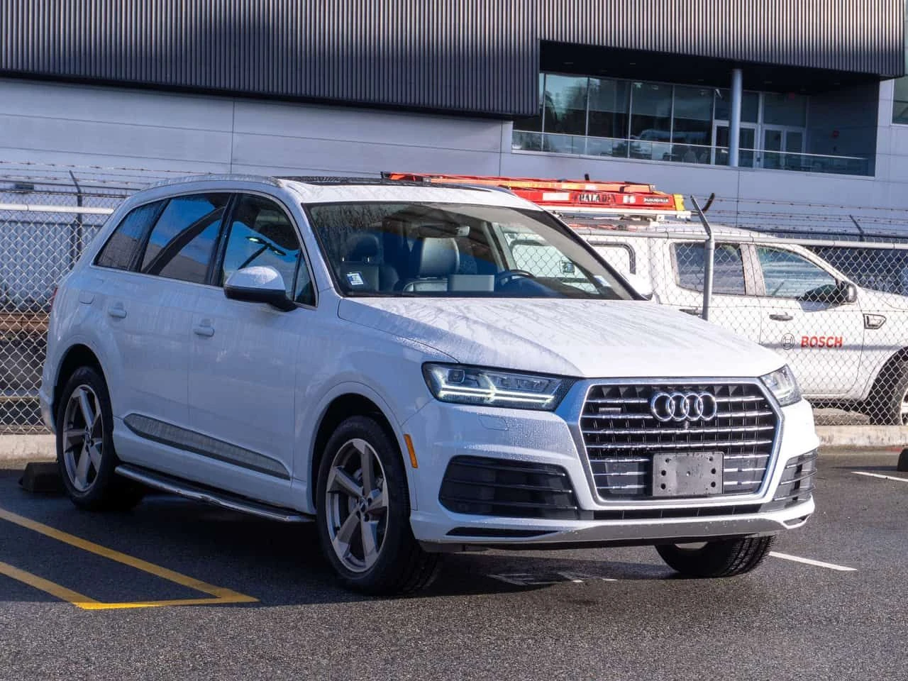 Audi Q7 55TFSI S-Line * Фиксирана цена до БГ * CARFAX * , снимка 3 - Автомобили и джипове - 54595380