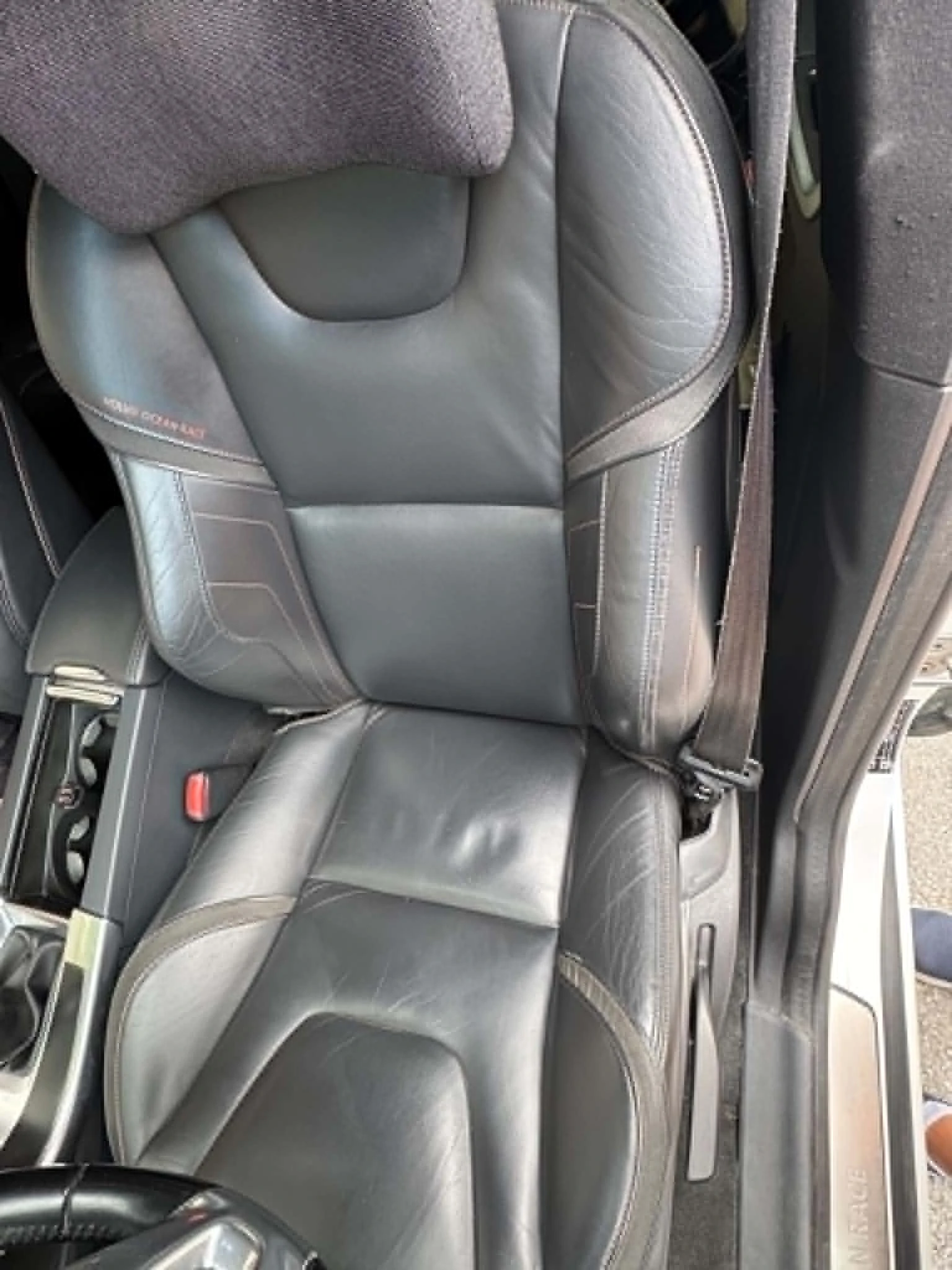 Volvo XC60 D3 FWD, снимка 15 - Автомобили и джипове - 54734020
